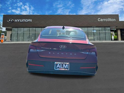 2025 Hyundai ELANTRA Sport