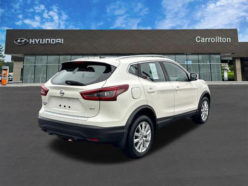 2021 Nissan Rogue Sport SV