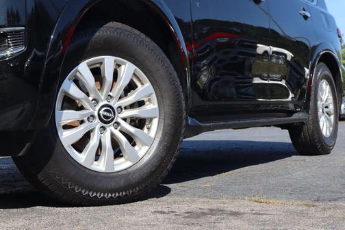 2023 Nissan Armada SV 2WD