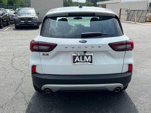 2023 Ford Escape SE