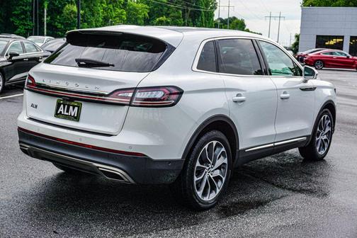 2022 Lincoln Nautilus Reserve