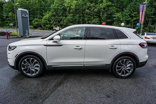 2022 Lincoln Nautilus Reserve