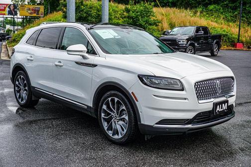 2022 Lincoln Nautilus Reserve