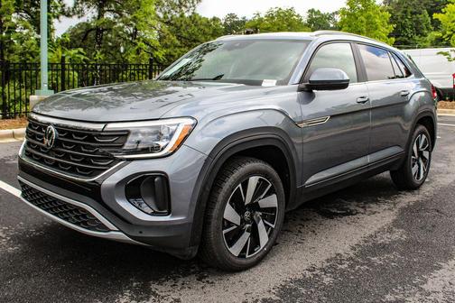 2024 Volkswagen Atlas Cross Sport 2.0T SE w/Technology