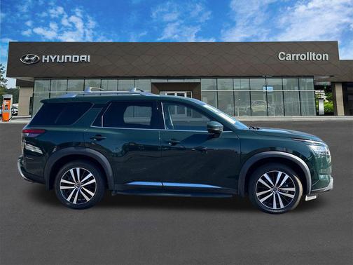 2024 Nissan Pathfinder Platinum 4WD