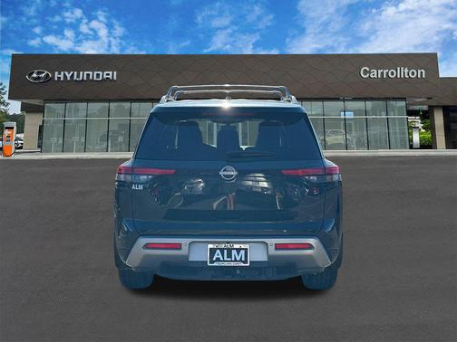 2024 Nissan Pathfinder Platinum 4WD