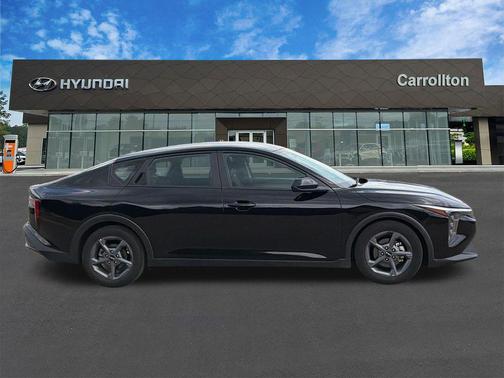 Aurora Black Pearl 2025 Kia K4 LXS