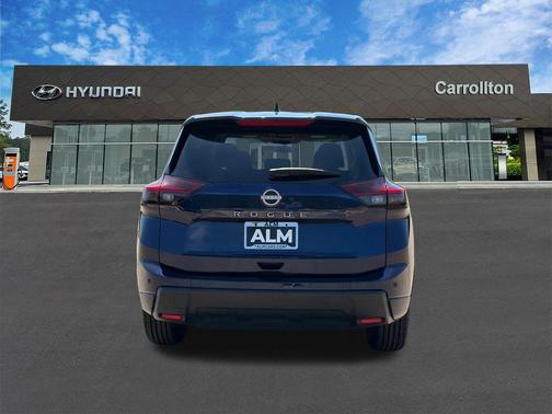 Deep Ocean Blue Pearl 2025 Nissan Rogue SV