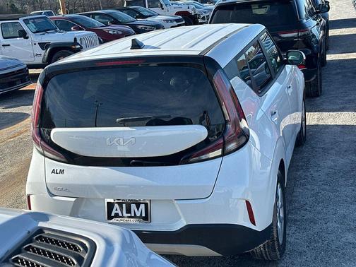 2023 Kia Soul LX
