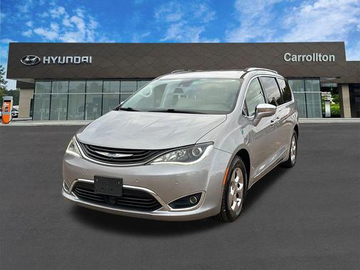 2018 Chrysler Pacifica Hybrid Limited