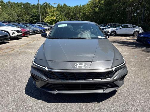 2025 Hyundai ELANTRA Sport