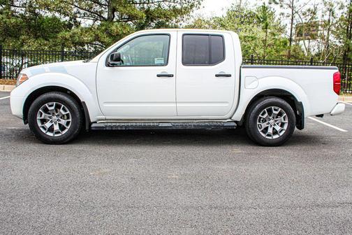 2021 Nissan Frontier SV