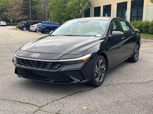 2025 Hyundai ELANTRA Sport