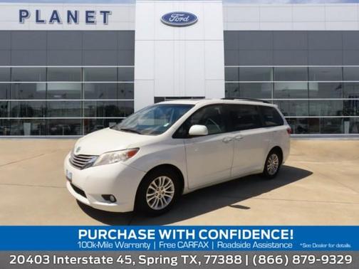 2016 Toyota Sienna XLE