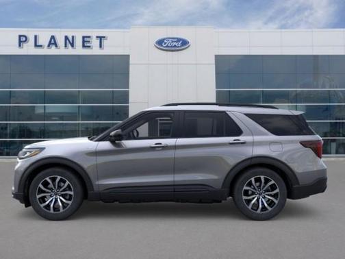 2025 Ford Explorer ST-Line RWD
