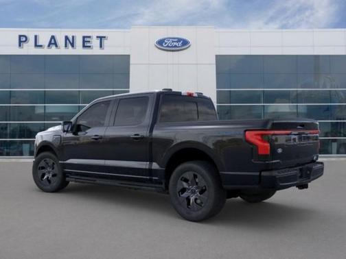 2025 Ford F-150 Lightning LARIAT
