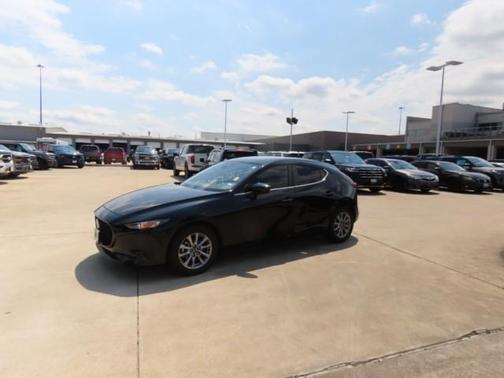 2022 Mazda Mazda3 s