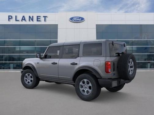 Carbonized Gray Metallic 2026 Ford Bronco Big Bend