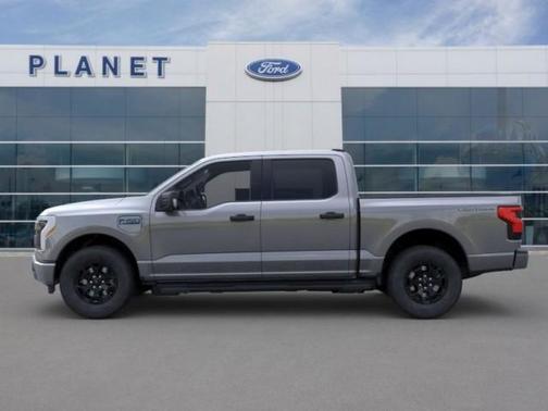 2025 Ford F-150 Lightning XLT