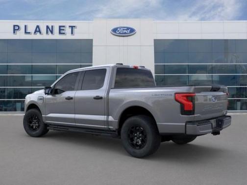 2025 Ford F-150 Lightning XLT