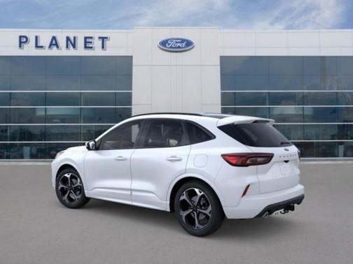 2025 Ford Escape ST-Line Elite
