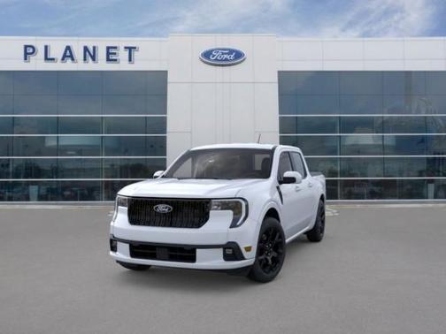 2025 Ford Maverick Lobo Standard