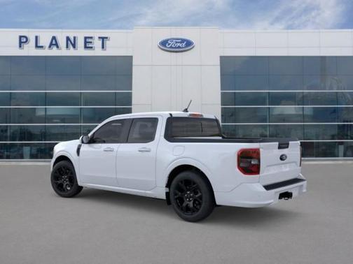 2025 Ford Maverick Lobo Standard