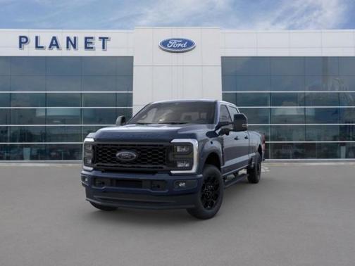 2025 Ford F-350 Lariat Super Duty