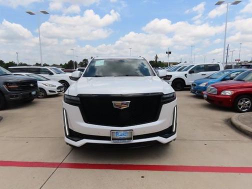 2022 Cadillac Escalade Sport
