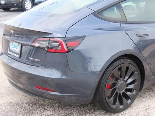 2022 Tesla Model 3 Performance