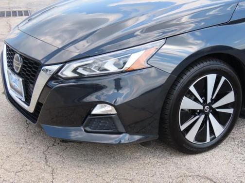 2021 Nissan Altima 2.5 SV