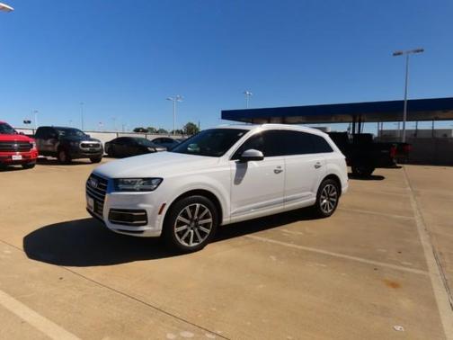 2019 Audi Q7 55 Premium Plus
