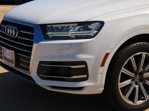 2019 Audi Q7 55 Premium Plus