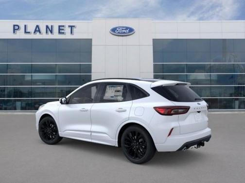 2025 Ford Escape ST-Line Elite