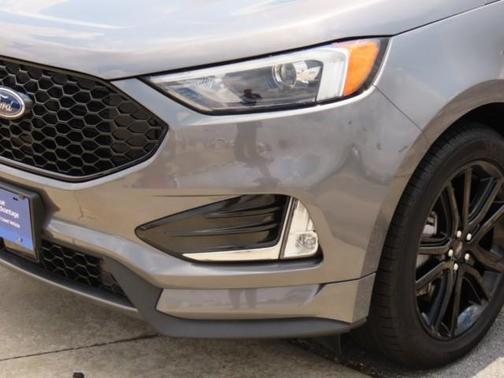 2022 Ford Edge ST-Line