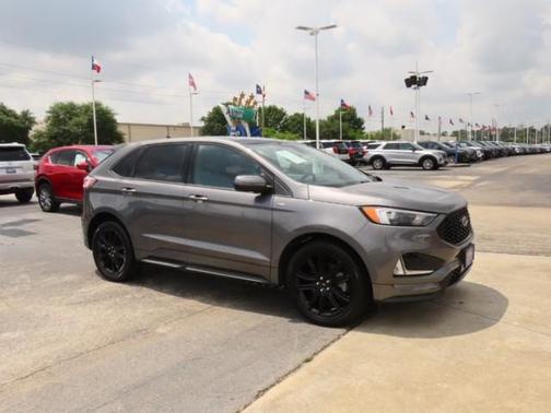 2022 Ford Edge ST-Line