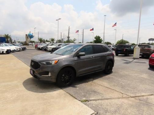 2022 Ford Edge ST-Line