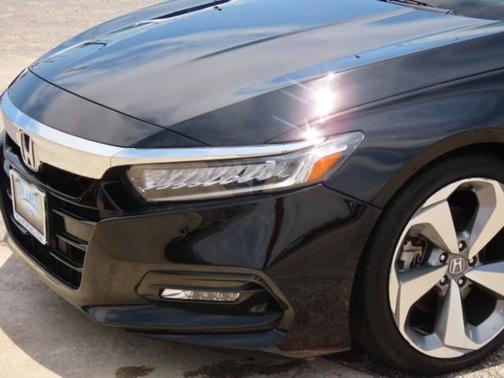 2018 Honda Accord Touring 2.0T