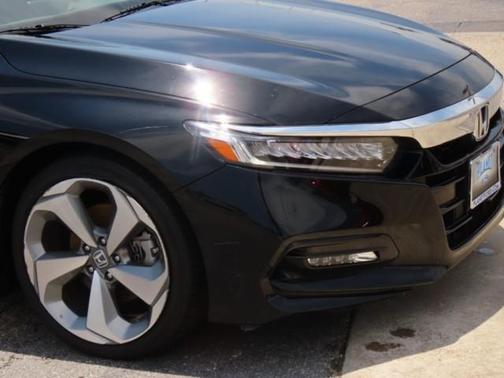 2018 Honda Accord Touring 2.0T