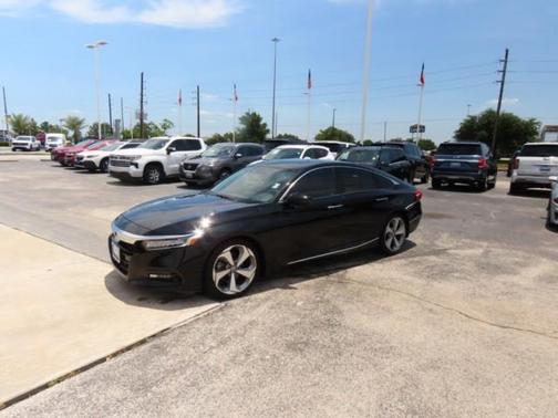 2018 Honda Accord Touring 2.0T