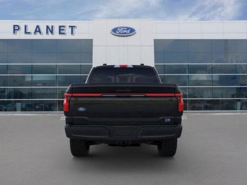 2025 Ford F-150 Lightning Platinum