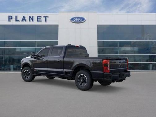 2025 Ford F-350 Lariat Super Duty