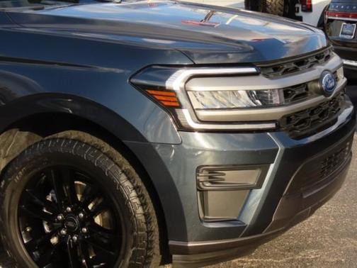 2023 Ford Expedition XLT