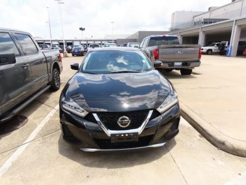 2021 Nissan Maxima SV