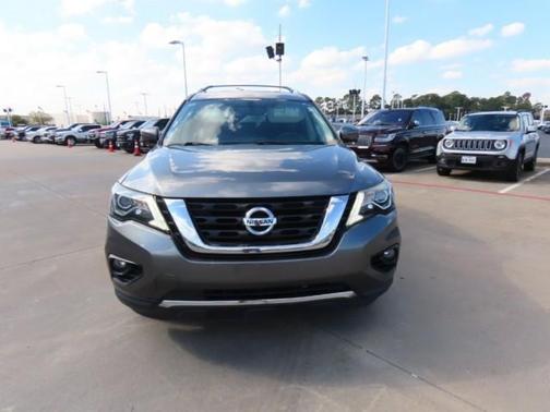 2018 Nissan Pathfinder SL