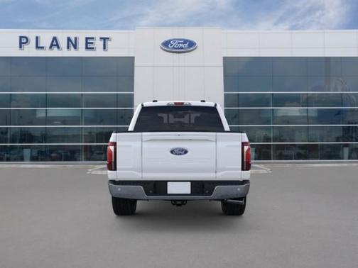 Star White 2026 Ford F-150 Lariat