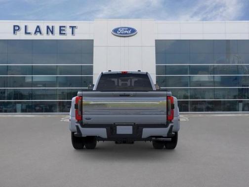 2026 Ford F-350 Platinum