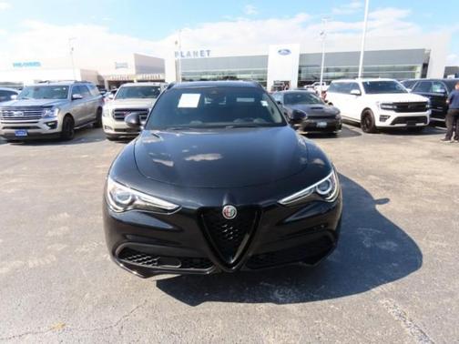 2022 Alfa Romeo Stelvio Sprint