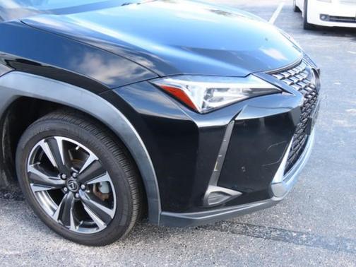 2019 Lexus UX 200 