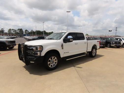 Star White 2022 Ford F-250 Lariat